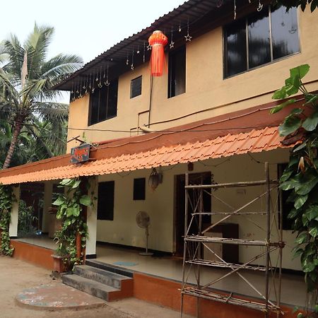 Gokul Cottage & Villa Revadanda Exterior photo